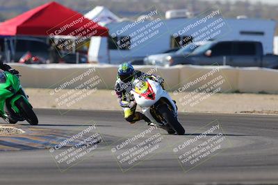 media/Dec-18-2022-SoCal Trackdays (Sun) [[8099a50955]]/Turn 2 (950am)/